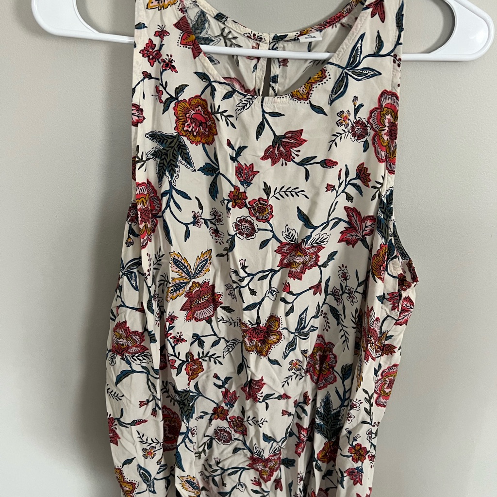 Old Navy Floral Sleeveless Blouse - Cream And Red